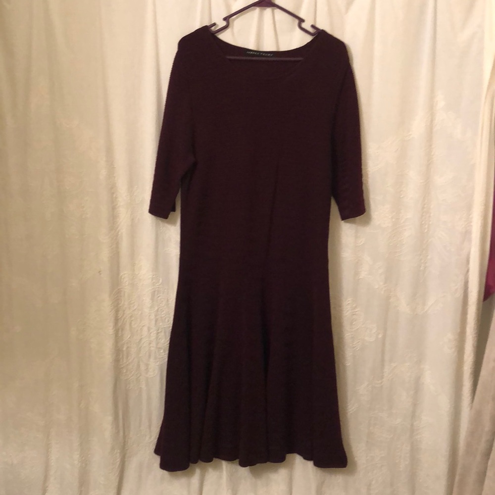 Maroon 3/4 sleeve sweater dress